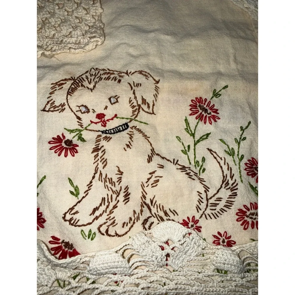 Vintage Crochet Doilies & Embroidered Puppy Linen Lot Shabby Chic Crafting 8pc